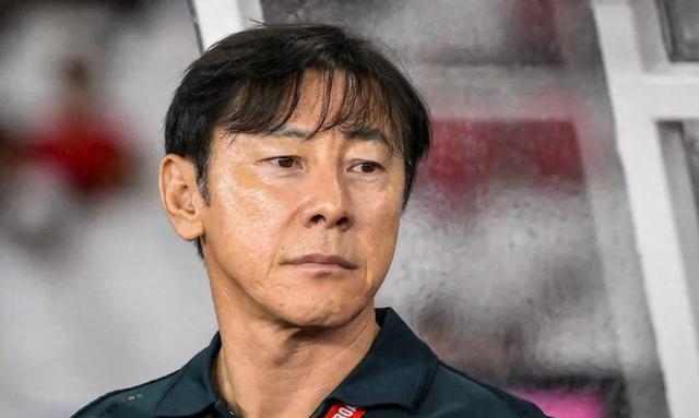 包含申台龙回应执教国足：中国足协没邀请我但我有信心带好的词条